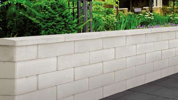 Frühwald Soneva falazókő